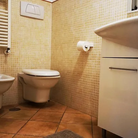 Di Fronte Al Mare By Apulia * Bari