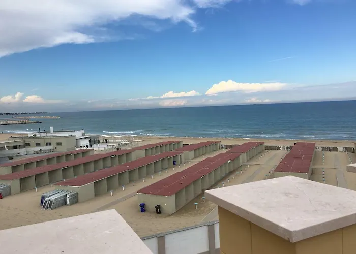 Di Fronte Al Mare By Apulia * Bari